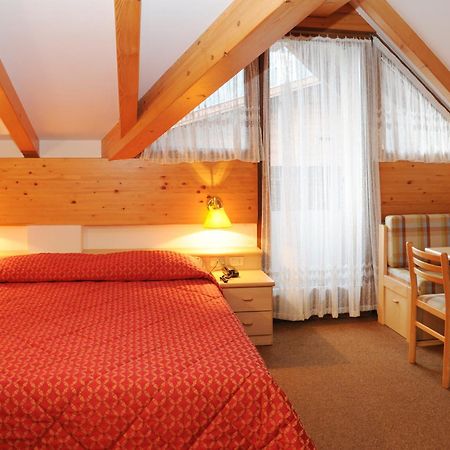 Hotel La Soldanella 모에나 외부 사진
