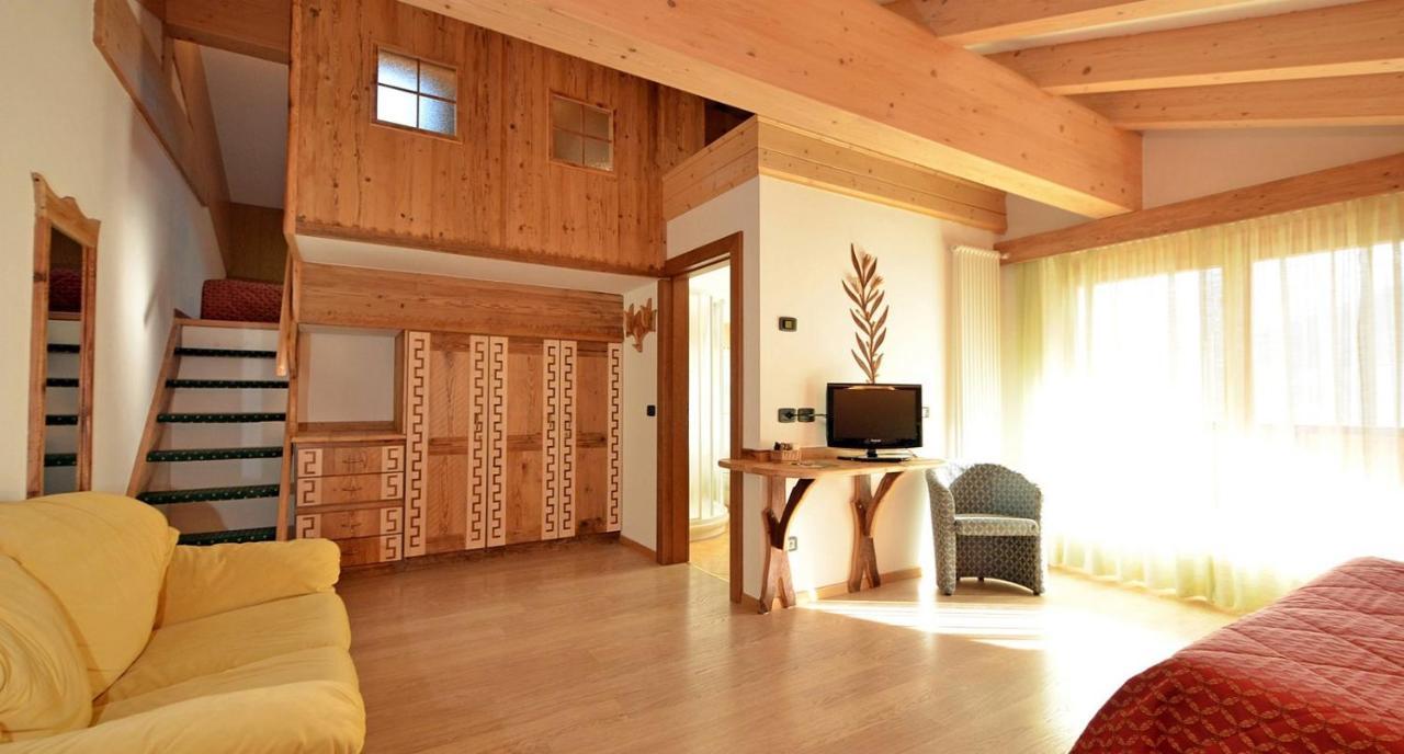 Hotel La Soldanella 모에나 외부 사진