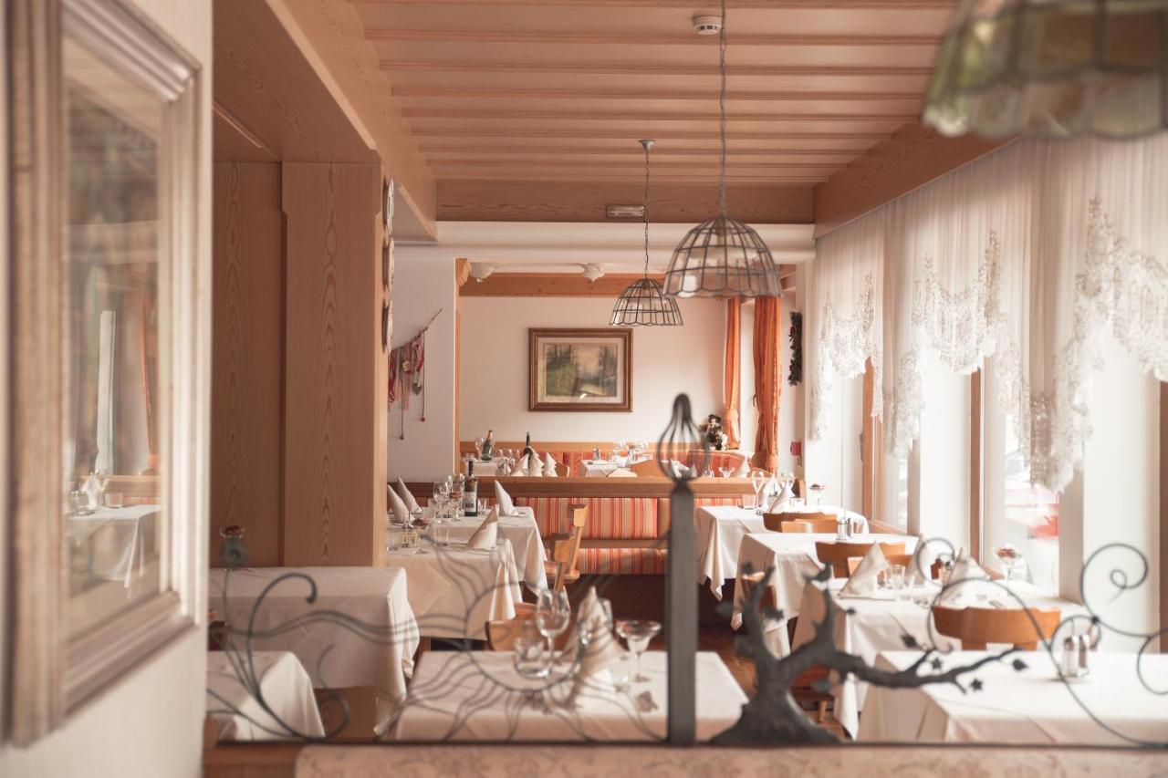Hotel La Soldanella 모에나 외부 사진