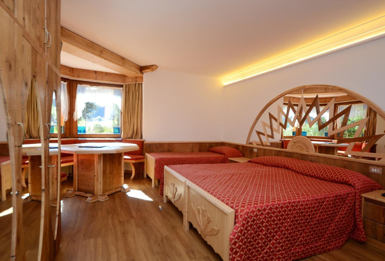 Hotel La Soldanella 모에나 외부 사진