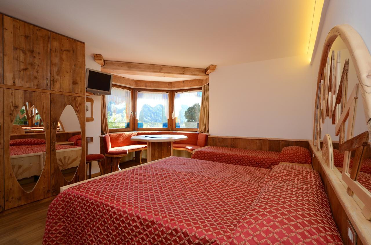 Hotel La Soldanella 모에나 외부 사진
