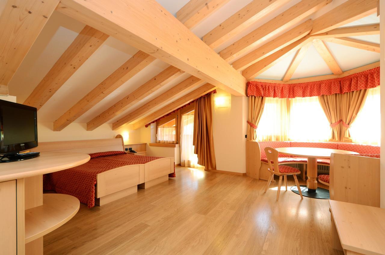 Hotel La Soldanella 모에나 외부 사진