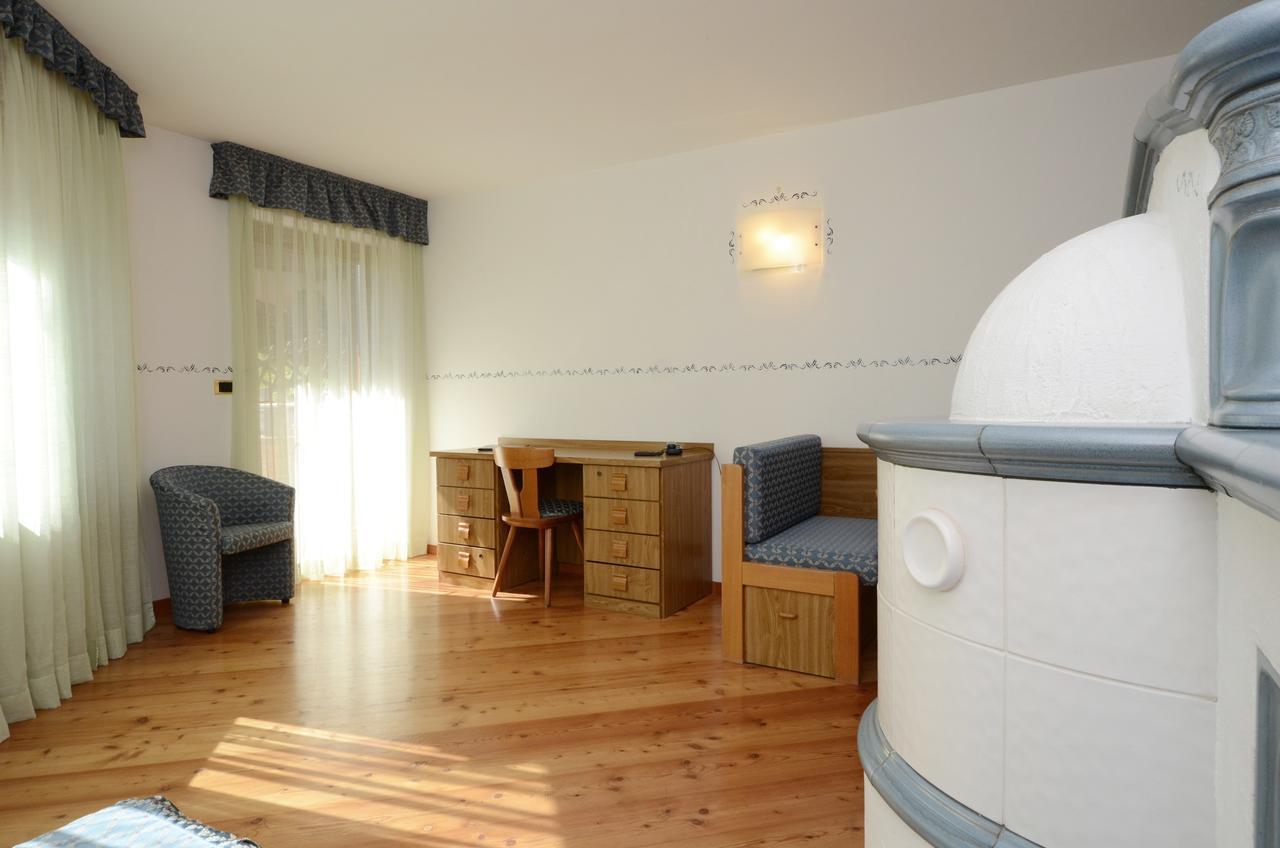 Hotel La Soldanella 모에나 외부 사진
