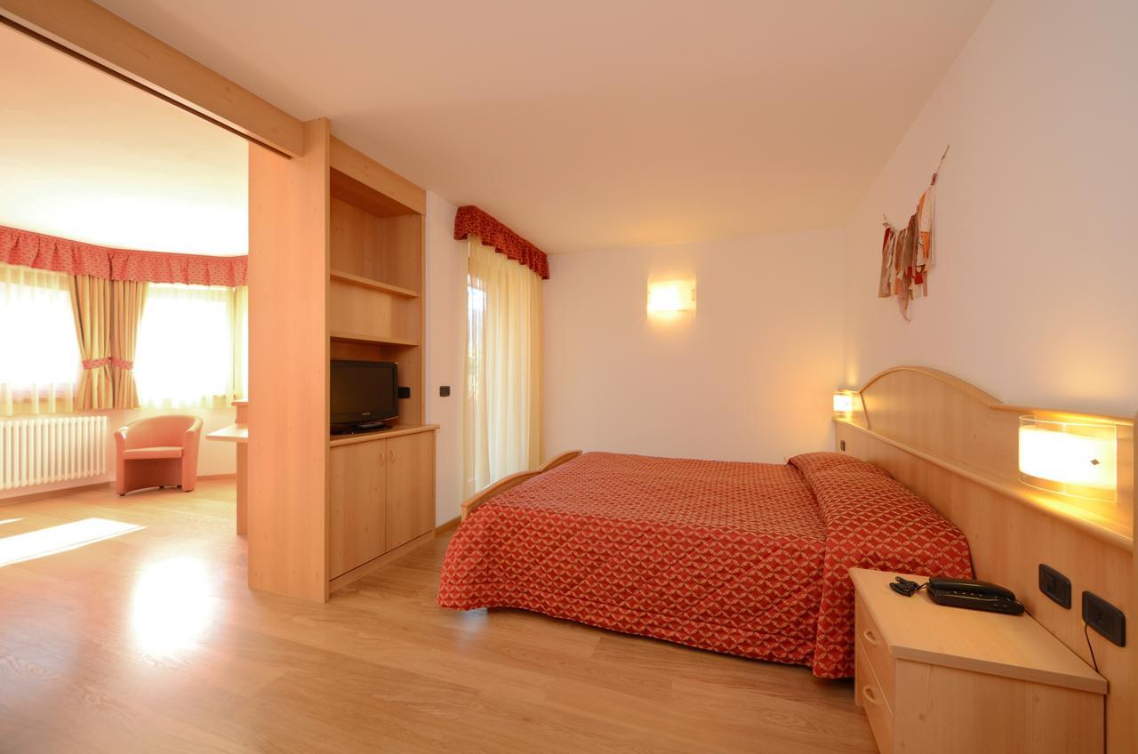 Hotel La Soldanella 모에나 외부 사진