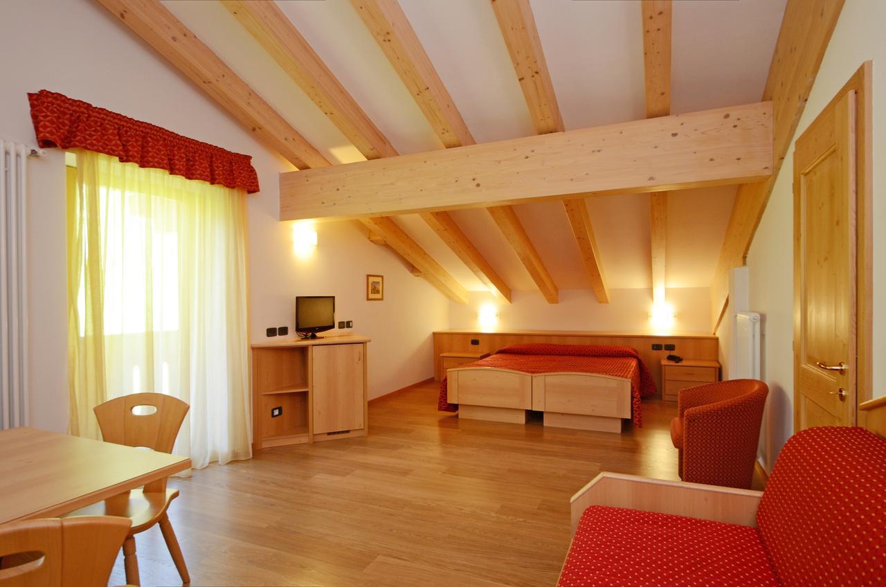 Hotel La Soldanella 모에나 외부 사진